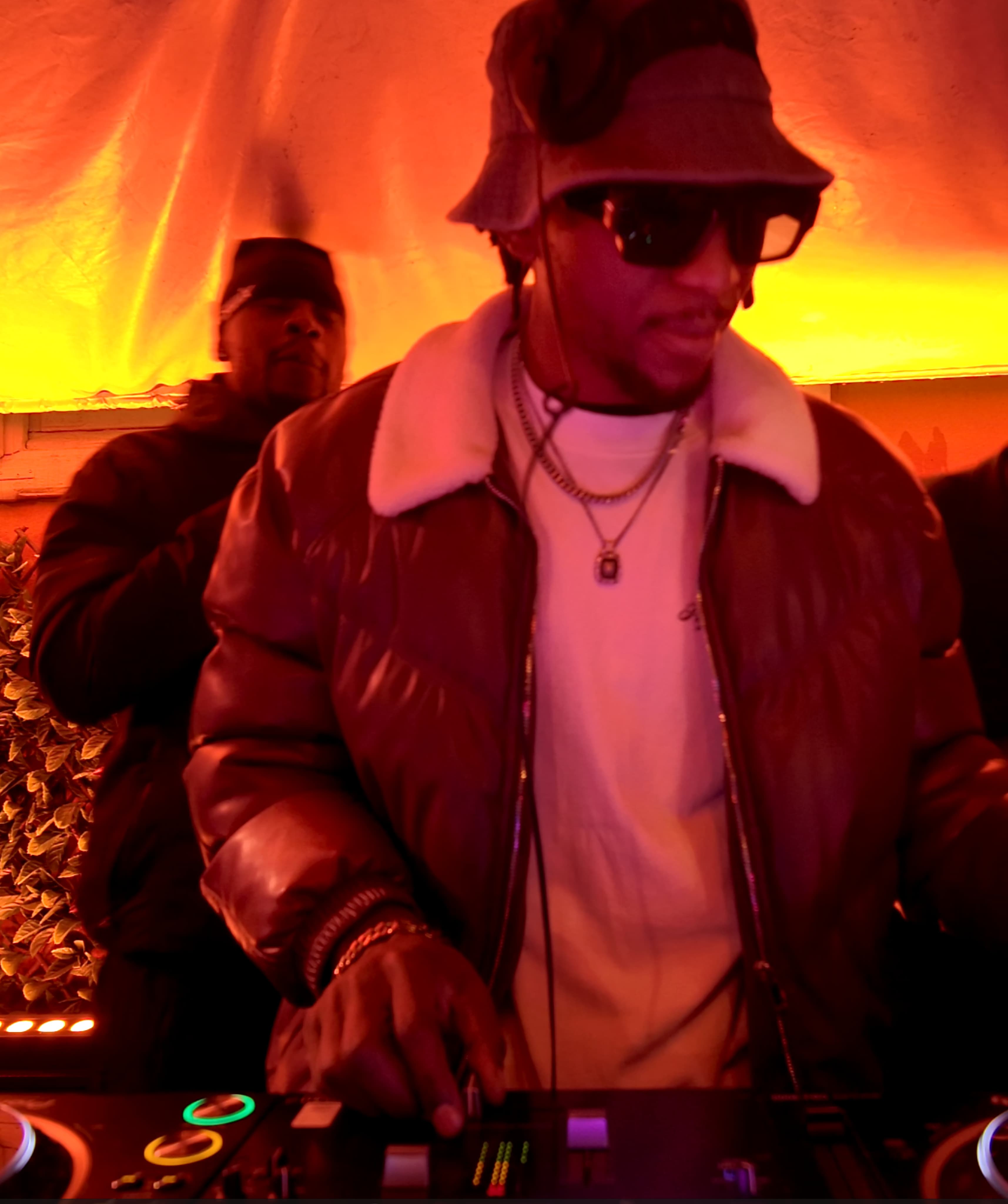 DJ DiP